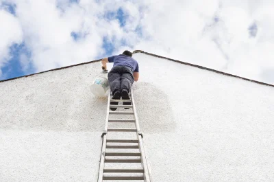 Peinture extérieure à la Couture — façades et ravalement